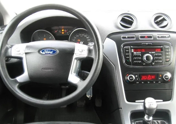 Ford Mondeo cena 33900 przebieg: 191100, rok produkcji 2014 z Środa Śląska małe 326